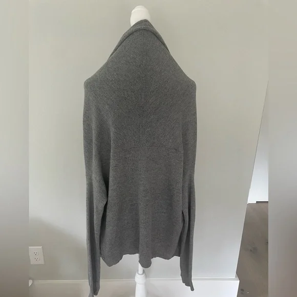Lululemon Cabin Yogi Wrap Cardigan Gray - Picture 5 of 11